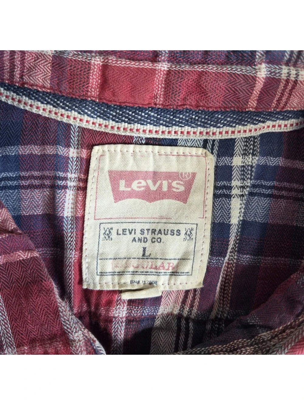 Levis Mens Large Red Blue Plaid Flannel Western Pearl Snap Rodeo Work Shirt FLAW